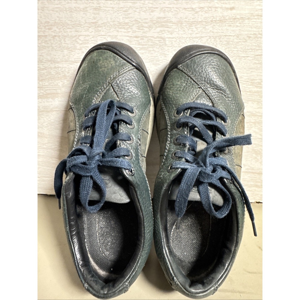 KEEN Women's Presidio casual shoes Sz 7